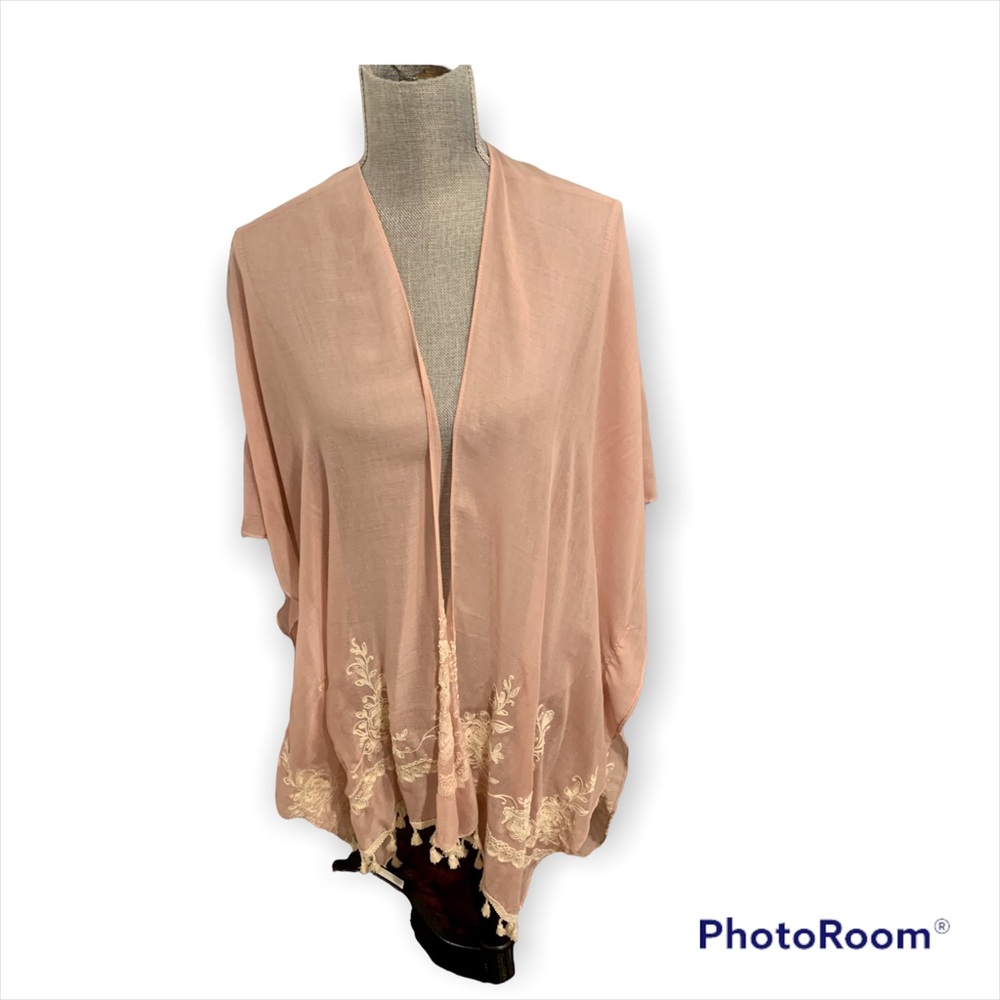 Beautiful kimono or beach cover up NYC Underground One Size
